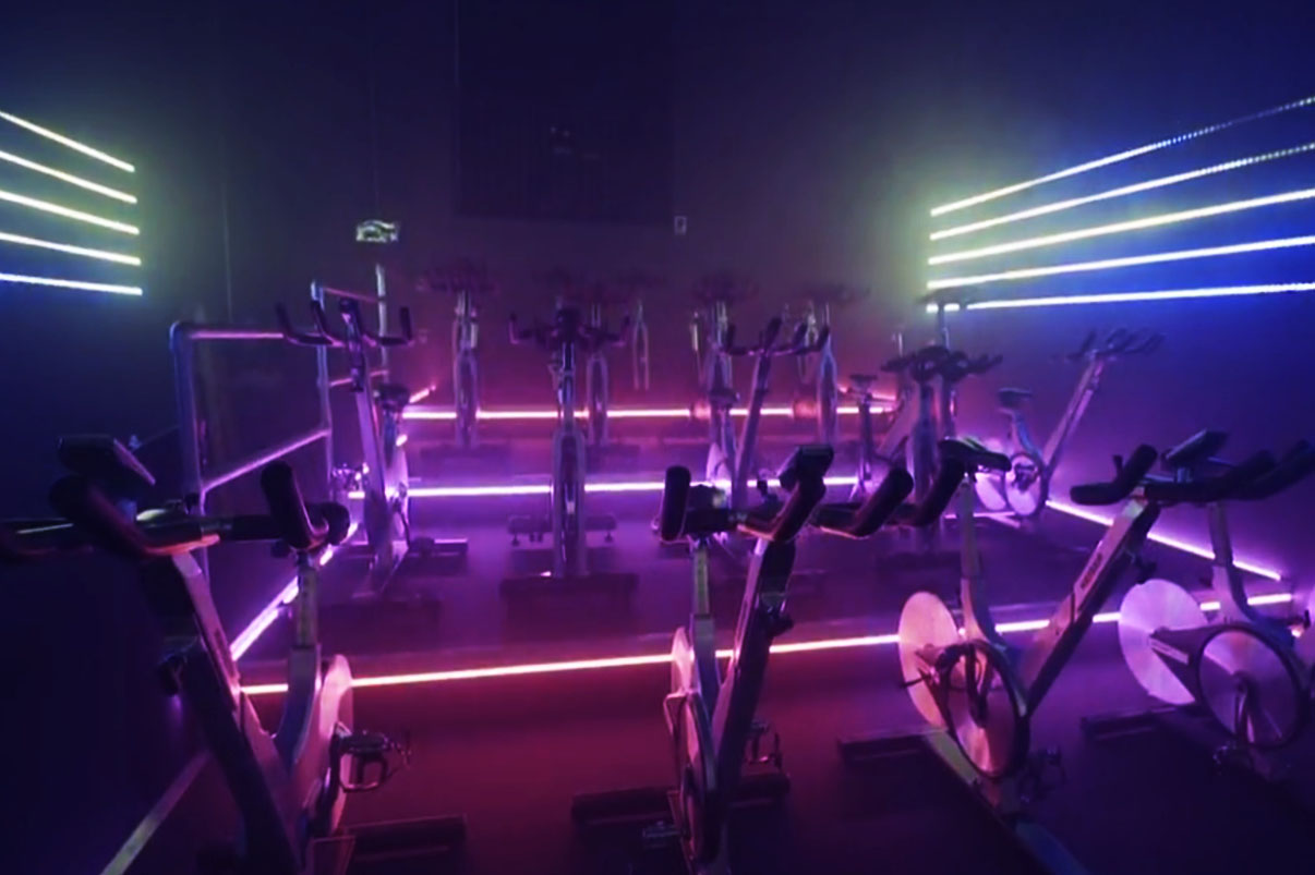 wasserette beu Handel Immersive LED gym | ENTTEC : ENTTEC